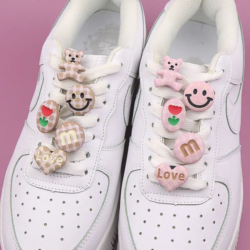 Fashion New DIY Shoelace Buckle Decorations Lovely High Quality Shoes Charms for Sneaker Cute Smiley Shoelace Accessories Bundle
Fashion New DIY Shoelace Buckle Decorations Lovely High Quality Shoes Charms for Sneaker Cute Smiley Shoelace Accessories Bundle