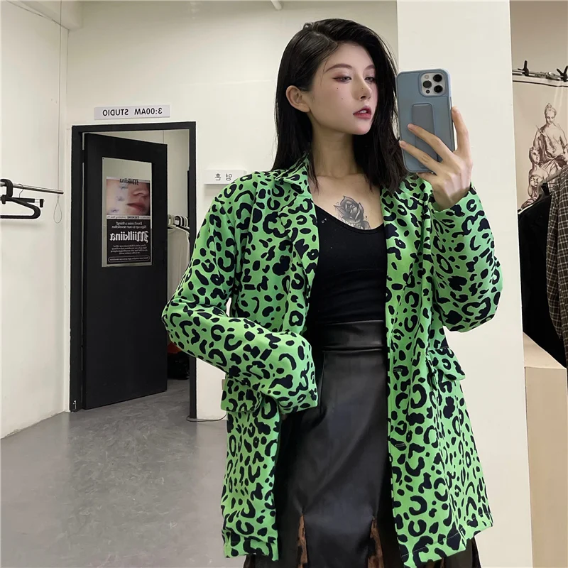 New autumn fashion street blazer women jacket retro green leopard print long sleeve suit Jackets femme Blazers feminine coat top
New autumn fashion street blazer women jacket retro green leopard print long sleeve suit Jackets femme Blazers feminine coat top