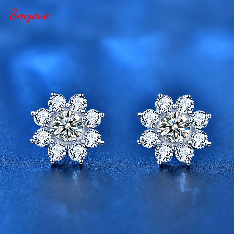 Smyoue 12mm White Gold S925 Silver Sun Flower Stud Earrings Female New Moissan Diamond Earrings Valentine's Day Gift Christmas
Smyoue 12mm White Gold S925 Silver Sun Flower Stud Earrings Female New Moissan Diamond Earrings Valentine's Day Gift Christmas