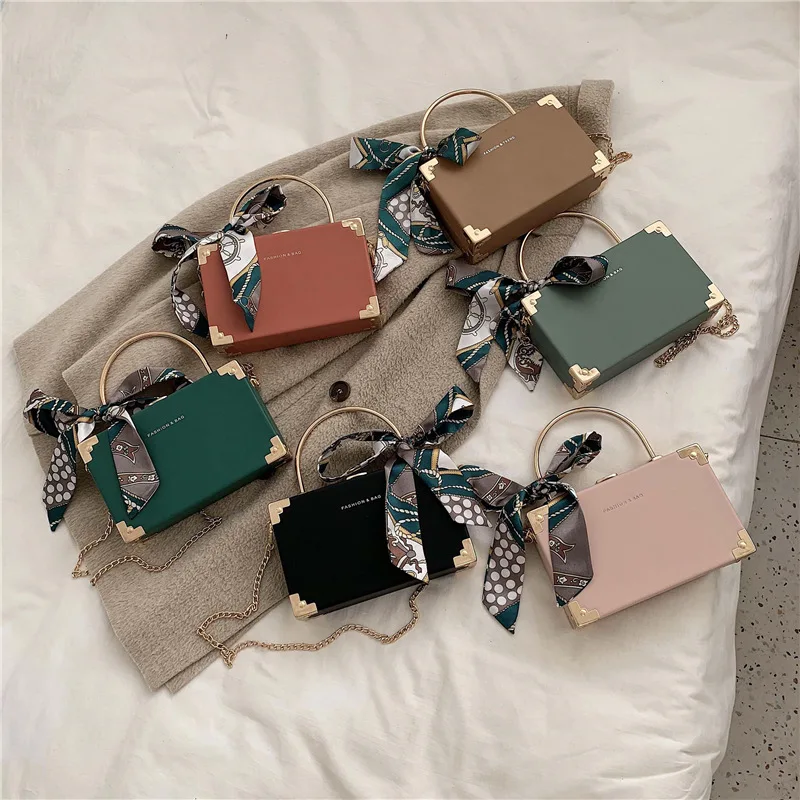New European and American Silk Scarf Box Female Bag Fashion Trend Handbag Chain Shoulder Messenger Bag Purse
New European and American Silk Scarf Box Female Bag Fashion Trend Handbag Chain Shoulder Messenger Bag Purse