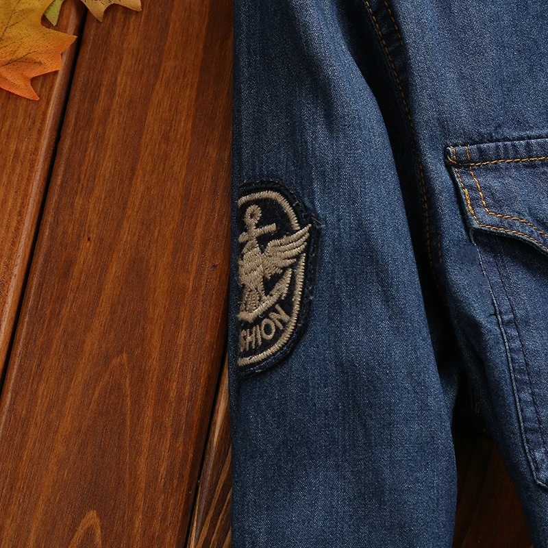 2021 Spring New Men'S Casual Fashion Denim Long Sleeve Shirt Blue Lapel Double Pocket Loose Top Pure Cotton Denim Shirt Jacket
2021 Spring New Men'S Casual Fashion Denim Long Sleeve Shirt Blue Lapel Double Pocket Loose Top Pure Cotton Denim Shirt Jacket