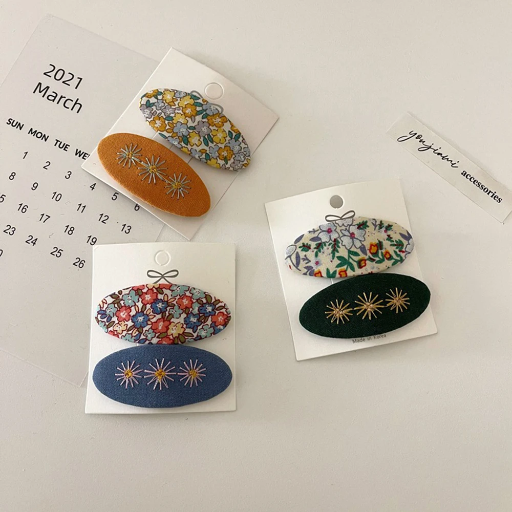 Korea Simple Cute Children Hair Pins Matte Cartoon Fruit Plant Fabric Embroidery Women Hair Clips Fashion Hair Accessories
Korea Simple Cute Children Hair Pins Matte Cartoon Fruit Plant Fabric Embroidery Women Hair Clips Fashion Hair Accessories