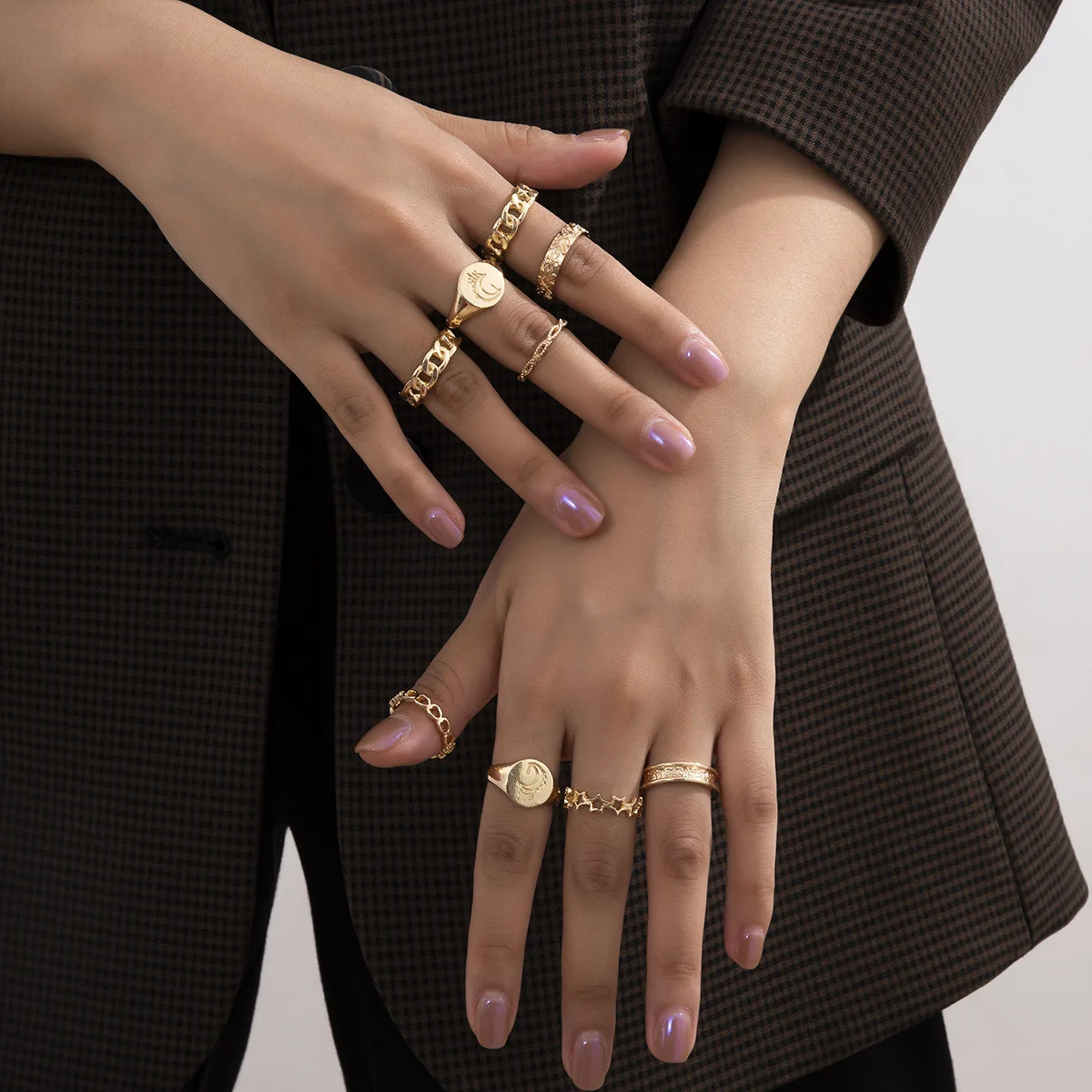 9pcs Fashion Jewelry Moon Rings Set Punk Style Heart Pentagram Metal Hollow Women Finger Ring for Girl Lady Wedding Gifts
9pcs Fashion Jewelry Moon Rings Set Punk Style Heart Pentagram Metal Hollow Women Finger Ring for Girl Lady Wedding Gifts
