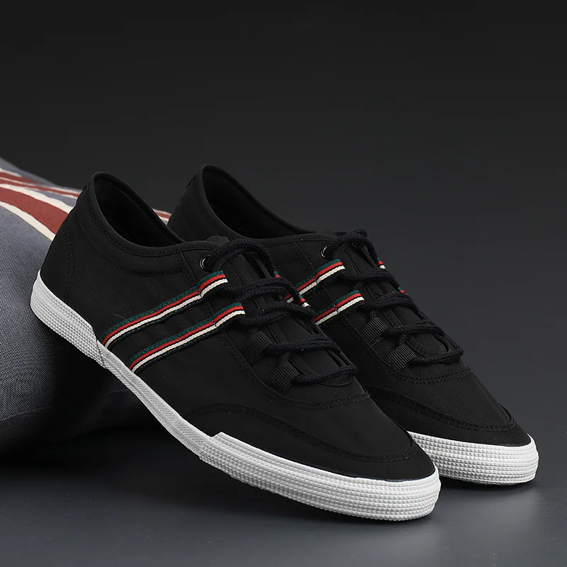 2021 Spring and Summer New Canvas Shoes Men's Lace-up White Shoes Trendy Breathable Casual Shoes Low-top Flat-bottom Men's Shoes 
2021 Spring and Summer New Canvas Shoes Men's Lace-up White Shoes Trendy Breathable Casual Shoes Low-top Flat-bottom Men's Shoes