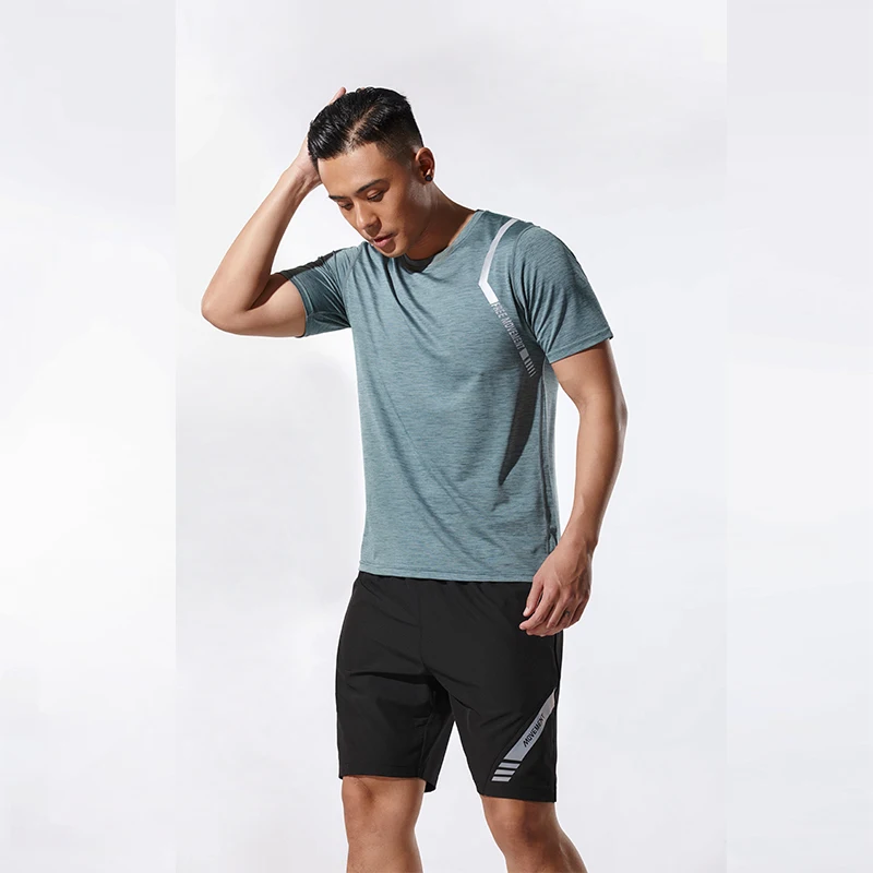 Summer new male sports shorts loose casual five minutes pants running fitness training basketball 
Summer new male sports shorts loose casual five minutes pants running fitness training basketball
