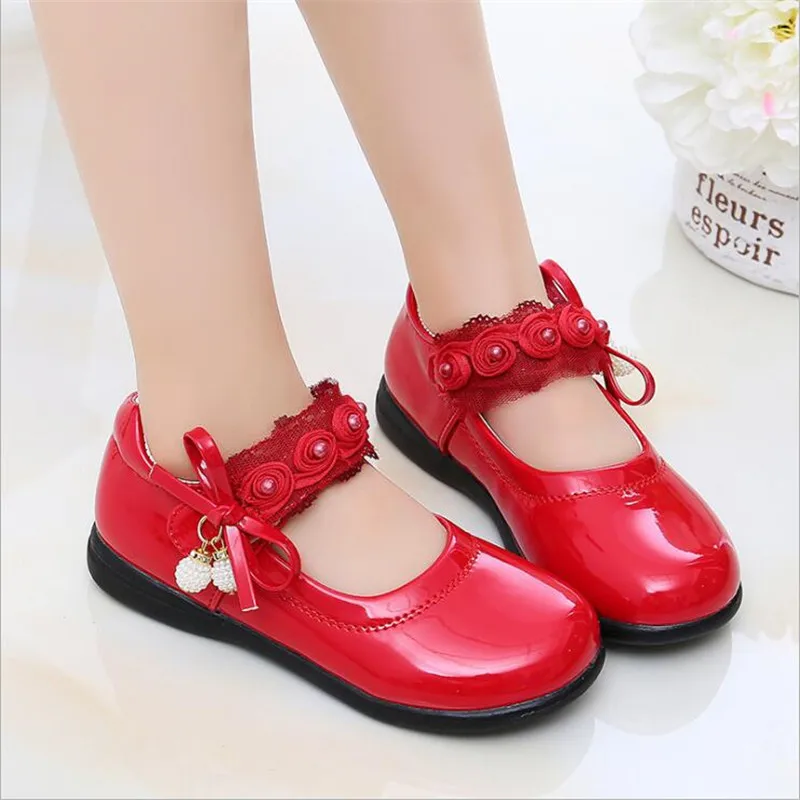 Children's shoes spring and autumn 2020 new fashion girls princess shoes older children's soft bottom student performance shoes
Children's shoes spring and autumn 2020 new fashion girls princess shoes older children's soft bottom student performance shoes