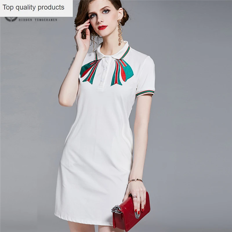 knit T-shirt Dress 2020 Summer New Casual wind embroidery bow POLO collar Slim Dresses Fashion Simple Short-sleeved Dress C231
knit T-shirt Dress 2020 Summer New Casual wind embroidery bow POLO collar Slim Dresses Fashion Simple Short-sleeved Dress C231