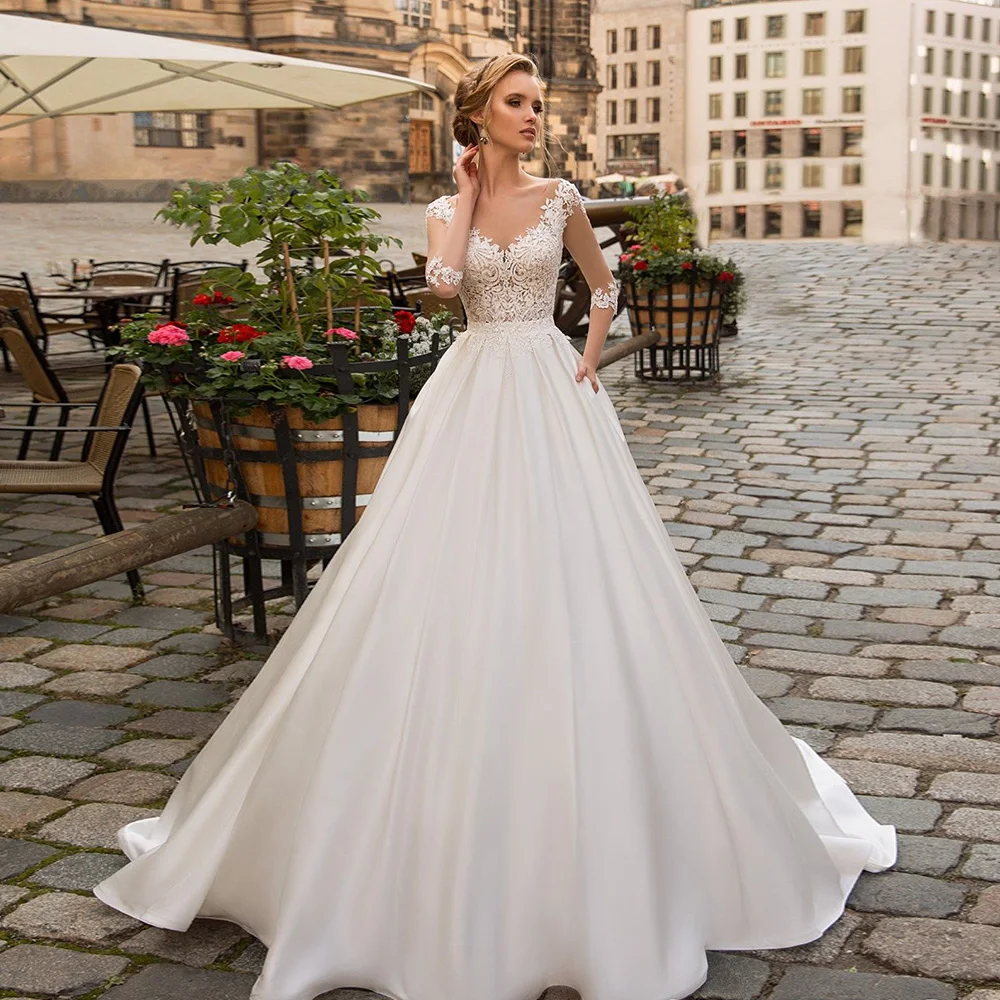 New Plus Size Simple Wedding Dress Backless Sleeveless Design Chiffon Lace Bride Dresses Princess Dress Tailor-Made 
New Plus Size Simple Wedding Dress Backless Sleeveless Design Chiffon Lace Bride Dresses Princess Dress Tailor-Made