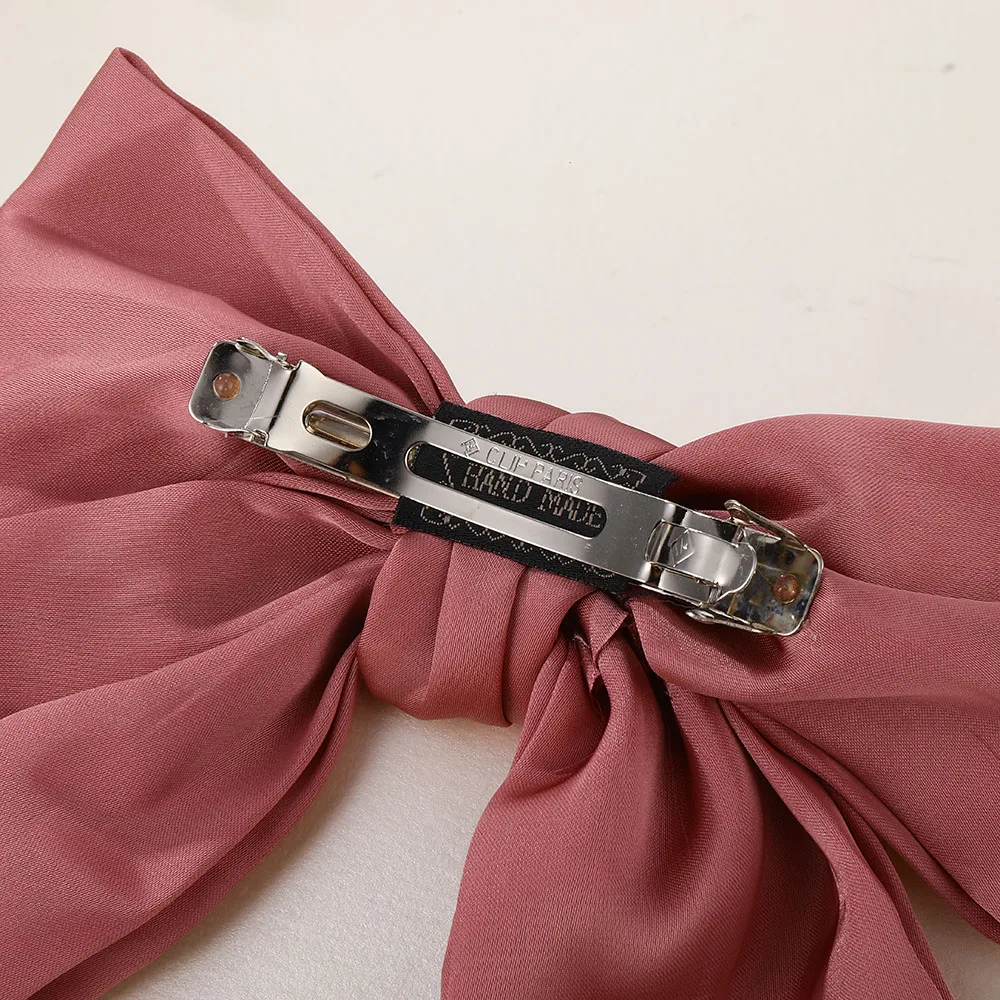 2020 New Arrival Big Bows Headband Fabric Elastic Hair Bands Women Girls Hair Accessories Fashion Korean Hair Clip Accessories 
2020 New Arrival Big Bows Headband Fabric Elastic Hair Bands Women Girls Hair Accessories Fashion Korean Hair Clip Accessories