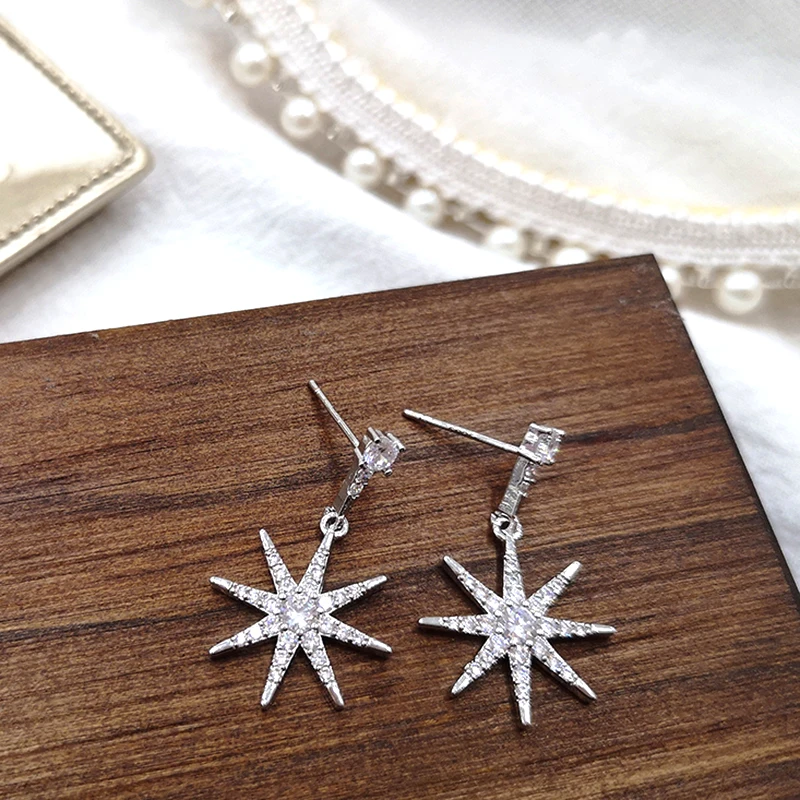 Vintage Elegant 925 Silver Crystal Sunflower Earrings for Women AAA Zirconia S925 Silver Needle Designer Creativity Jewelry Gift
Vintage Elegant 925 Silver Crystal Sunflower Earrings for Women AAA Zirconia S925 Silver Needle Designer Creativity Jewelry Gift