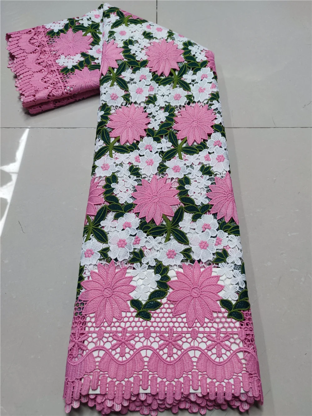 2021Late High Quality African Nigerian Tulle Lace Fabric Embroidery Prom Dress Guipure Organza Wedding Party Cotton 5yard
2021Late High Quality African Nigerian Tulle Lace Fabric Embroidery Prom Dress Guipure Organza Wedding Party Cotton 5yard