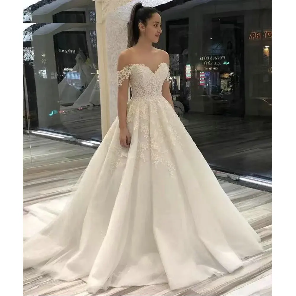 2021 New Designs Off The Shoulder Sweep Train Tulle Lace Applique Wedding Bridal Dresses With Lace Up Back Vestido De Noiva
2021 New Designs Off The Shoulder Sweep Train Tulle Lace Applique Wedding Bridal Dresses With Lace Up Back Vestido De Noiva