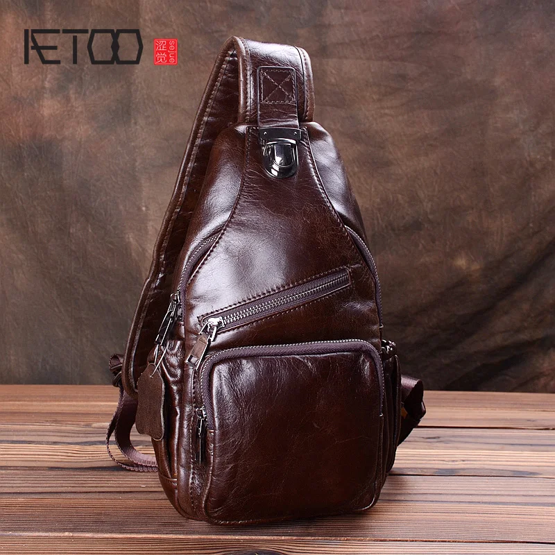 AETOO Head leather men's chest bag, leather shoulder bag, men's fashion casual stiletto bag
AETOO Head leather men's chest bag, leather shoulder bag, men's fashion casual stiletto bag