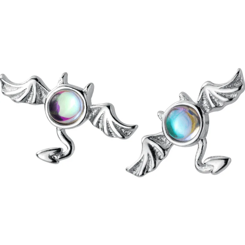 SA SILVERAGE S925 Silver Ear Nail Female Korean Version Small Fresh and Lovely Bat Glazed Colored Ear Jewelry Batch
SA SILVERAGE S925 Silver Ear Nail Female Korean Version Small Fresh and Lovely Bat Glazed Colored Ear Jewelry Batch