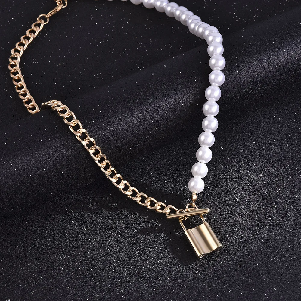 2021 New Lock Pendant Baroque Pearl Chain Necklace Women Collar Wedding Punk Clasp Circle Lariat Bead Choker Necklaces Jewelry
2021 New Lock Pendant Baroque Pearl Chain Necklace Women Collar Wedding Punk Clasp Circle Lariat Bead Choker Necklaces Jewelry