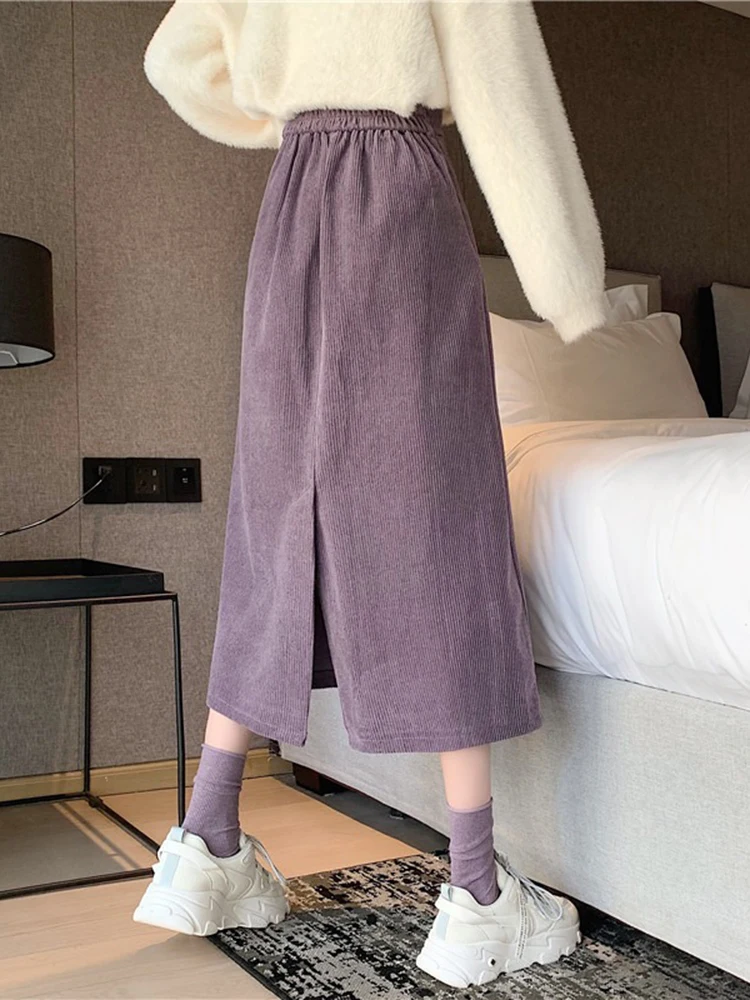 2021 New Autumn And Winter Skirt Corduroy One Step Skirt Medium Length High Waist A-line Skirt For Women In Winter With Sweater
2021 New Autumn And Winter Skirt Corduroy One Step Skirt Medium Length High Waist A-line Skirt For Women In Winter With Sweater