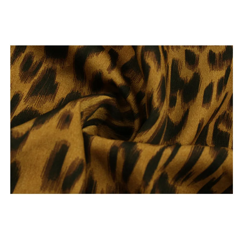 Women Elegant Tie Rope Leopard Print V Neck Shirt Lantern Sleeve Chiffon Blouse Temperament Long Sleeve Shirt Tops
Women Elegant Tie Rope Leopard Print V Neck Shirt Lantern Sleeve Chiffon Blouse Temperament Long Sleeve Shirt Tops