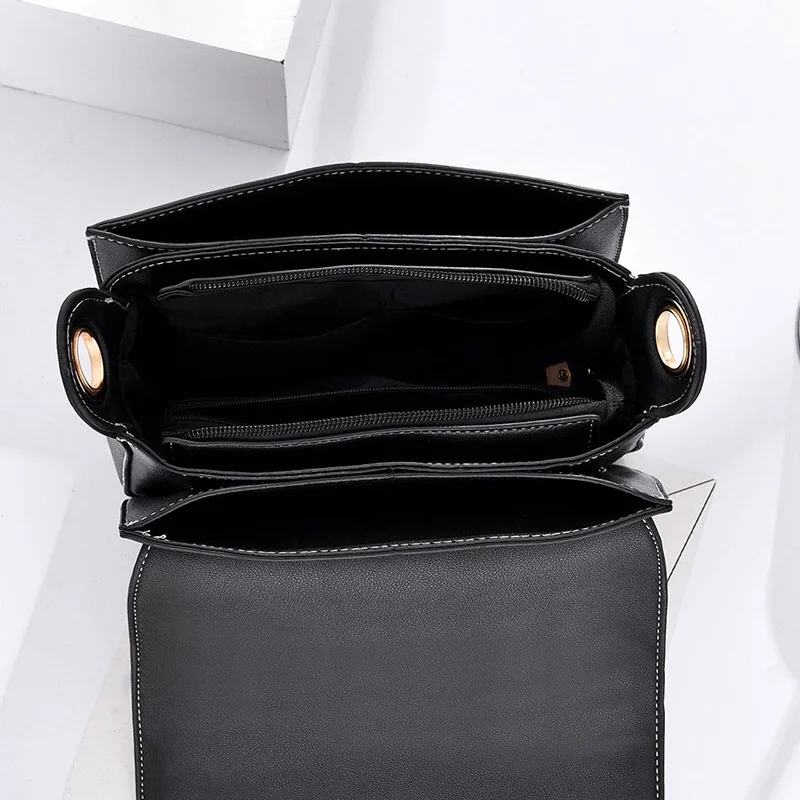 Women's Shoulder Bag Messenger Bag PU Material British Fashion Leisure College Style Large Capacity Multi-function Design
Women's Shoulder Bag Messenger Bag PU Material British Fashion Leisure College Style Large Capacity Multi-function Design