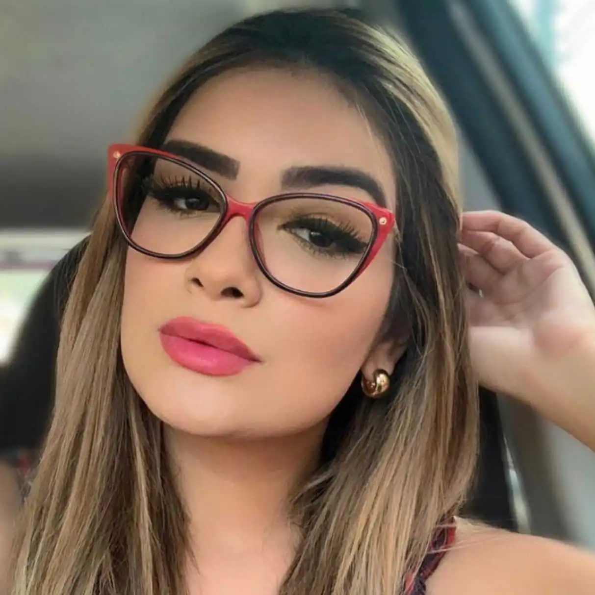 fashionable Free shipping eyeglass frame versatile meter nail metal leg flat lens men's and women's TR90 blue light proof
fashionable Free shipping eyeglass frame versatile meter nail metal leg flat lens men's and women's TR90 blue light proof