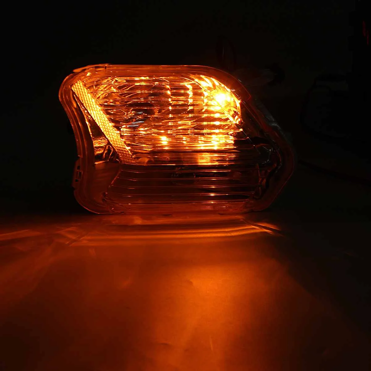 Car Front Left/Right LED Fog Lights Turn Signal Lamp with Bulb For Ford Escape Kuga 20172018 2019 Replacement Car Light Pair
Car Front Left/Right LED Fog Lights Turn Signal Lamp with Bulb For Ford Escape Kuga 20172018 2019 Replacement Car Light Pair