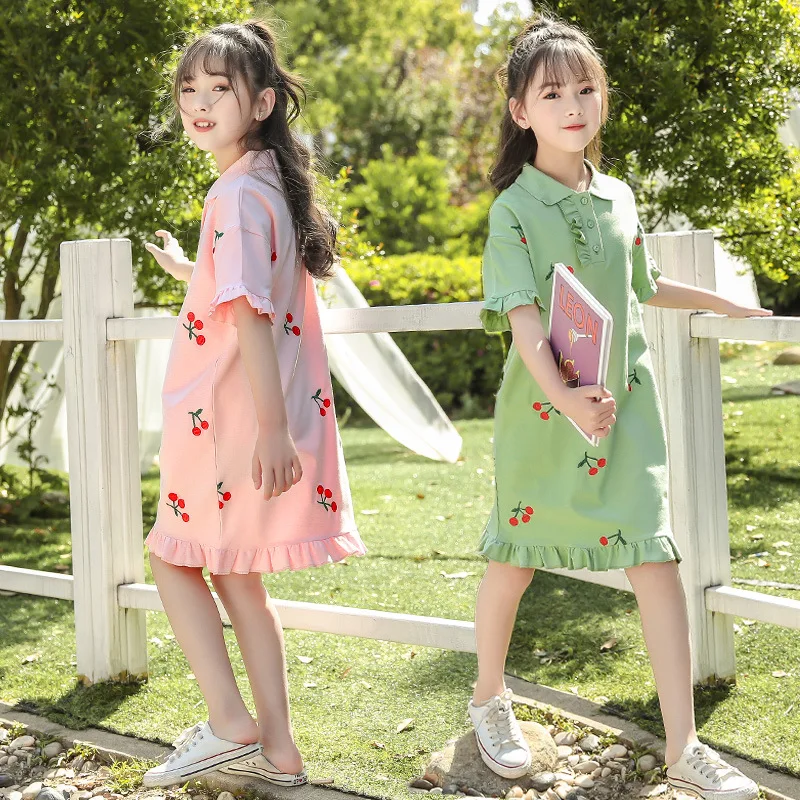 Parent-child Costume Girl Cherry Embroidery Dress Children Polo Dress Girl Summer Princess Dress
Parent-child Costume Girl Cherry Embroidery Dress Children Polo Dress Girl Summer Princess Dress