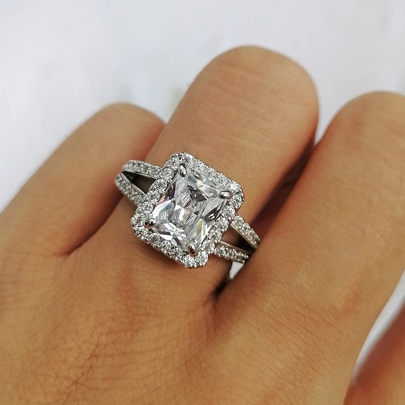 Classic Silver Color Square Cubic Zircon Rings for Women Elegant Wedding Ceremony Ring Dazzling Female Accessories Jewelry Hot
Classic Silver Color Square Cubic Zircon Rings for Women Elegant Wedding Ceremony Ring Dazzling Female Accessories Jewelry Hot