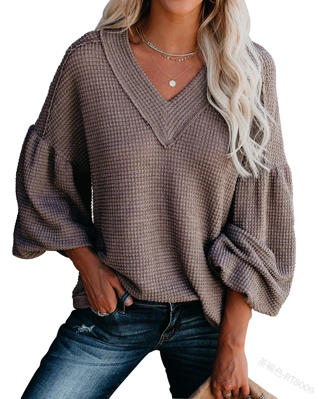 2021 New Ladies Solid Color and V-neck Lantern Sleeve Casual Fashion Loose Comfortable Elastic Sweater Top
2021 New Ladies Solid Color and V-neck Lantern Sleeve Casual Fashion Loose Comfortable Elastic Sweater Top
