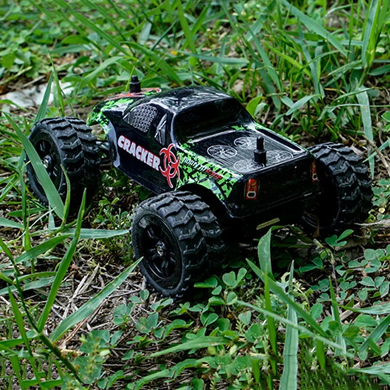 1:32 RC Racing Car Toys 4CH 2WD 2.4GHz Mini Off-Road Cars Truck Vehicle High Speed 20Km/H Remote Control Car for Kids Gift
1:32 RC Racing Car Toys 4CH 2WD 2.4GHz Mini Off-Road Cars Truck Vehicle High Speed 20Km/H Remote Control Car for Kids Gift