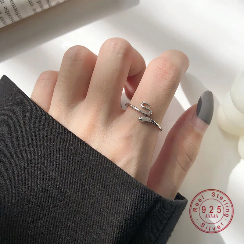 HI MAN 925 Sterling Silver New Gothic INS High Quality Personality Snake Ring Women Luxury Temperament Jewelry
HI MAN 925 Sterling Silver New Gothic INS High Quality Personality Snake Ring Women Luxury Temperament Jewelry