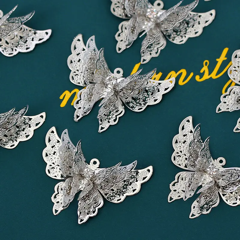 10Pcs 39*26mm Multilayer Hollow Butterfly Filigree Wraps Charms Metal Jewelry Making Supplies DIY Necklace Handmade Accessories
10Pcs 39*26mm Multilayer Hollow Butterfly Filigree Wraps Charms Metal Jewelry Making Supplies DIY Necklace Handmade Accessories