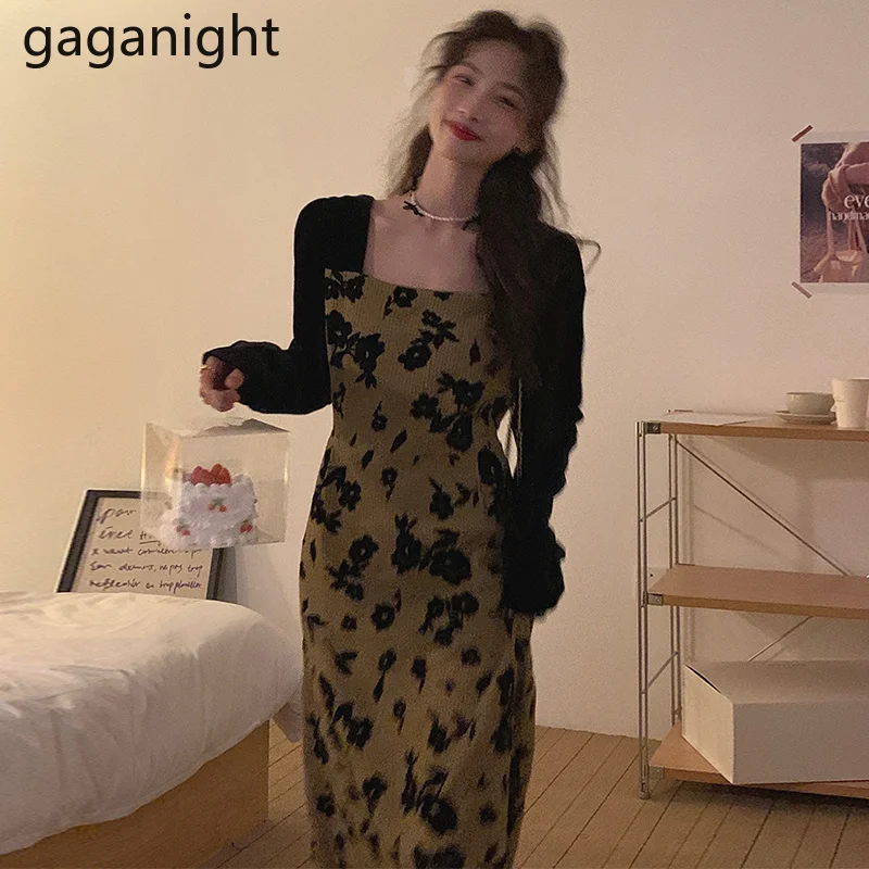 Gaganight Women Dress 2021 Autumn Winter Korean Chic Retro Square Collar Velvet Stitching Fake Two Pieces Slim Long Floral Dress
Gaganight Women Dress 2021 Autumn Winter Korean Chic Retro Square Collar Velvet Stitching Fake Two Pieces Slim Long Floral Dress