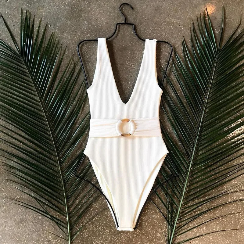 2020 new ladies push up one-piece solid V-neck sexy belt bikini sexy backless Monokini women's swimwear bandage bikini
2020 new ladies push up one-piece solid V-neck sexy belt bikini sexy backless Monokini women's swimwear bandage bikini