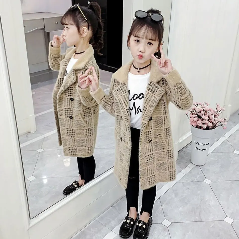 Fashion 2 Colors Autumn Winter Girls Casual Soft Jackets Outerwear Turn-down Collar Children Clothing Warm Girls Outwear Coat
Fashion 2 Colors Autumn Winter Girls Casual Soft Jackets Outerwear Turn-down Collar Children Clothing Warm Girls Outwear Coat