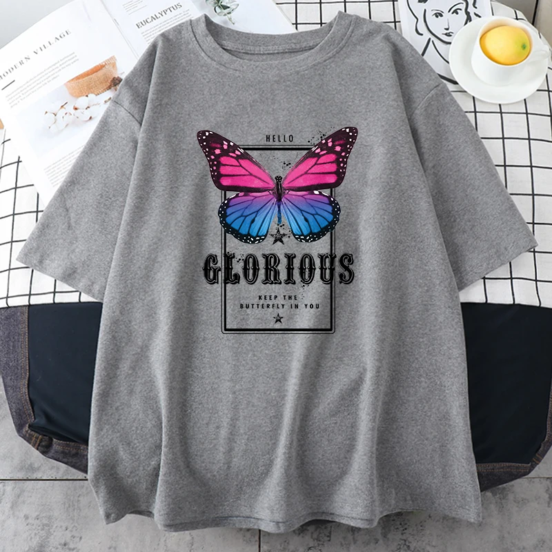Camiseta feminina do ferd e borboleta, camiseta Basic preta solta de hip hop e moda de Summer 2021
Camiseta feminina do ferd e borboleta, camiseta Basic preta solta de hip hop e moda de Summer 2021