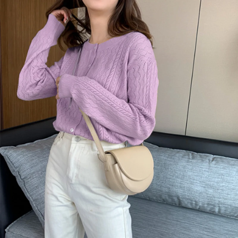 Autumn Cardigan Woman Sweaters Knitted Hollow Out Thin Loose Long Sleeves 2020 Korean Casual Women Clothes Pulls Femme Cardigan
Autumn Cardigan Woman Sweaters Knitted Hollow Out Thin Loose Long Sleeves 2020 Korean Casual Women Clothes Pulls Femme Cardigan