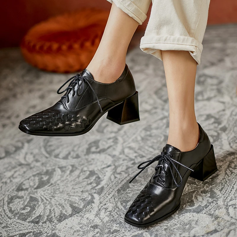 New Genuine Leather Lace-Up Women's Shoes Fashion Deep Mouth Pumps Square Toe High Heel Handmade Shoes for Women Size 34-42
New Genuine Leather Lace-Up Women's Shoes Fashion Deep Mouth Pumps Square Toe High Heel Handmade Shoes for Women Size 34-42