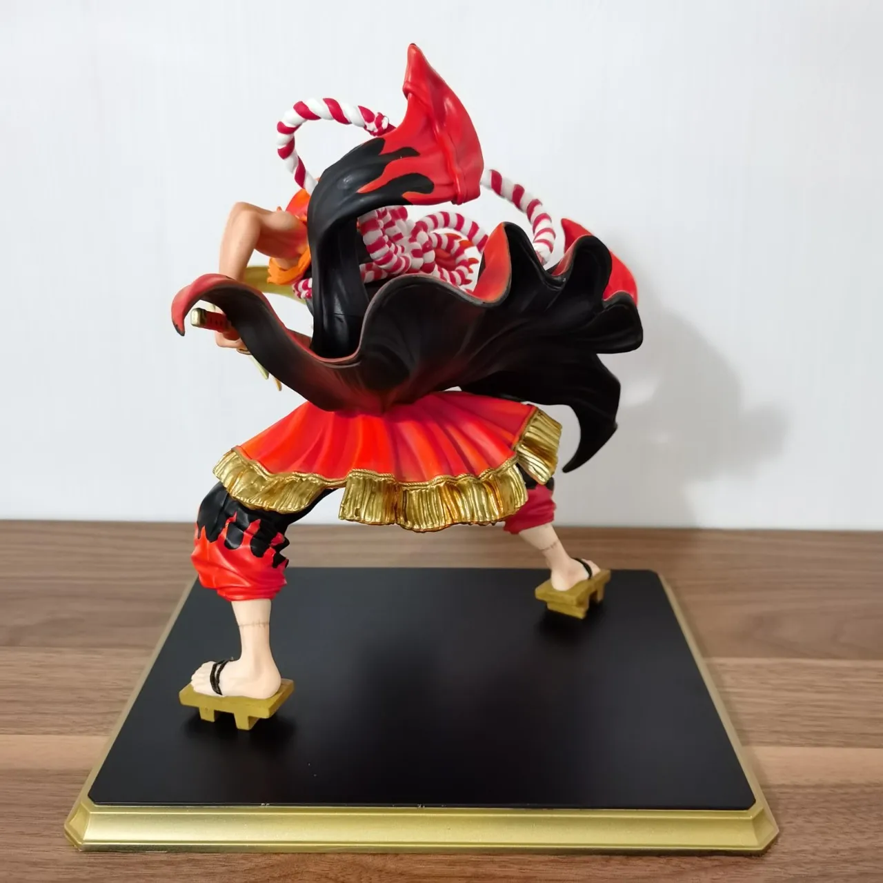 Anime One Piece Zoro Kimono Kabuki Edition PVC Action Figures Collection Model Toys
Anime One Piece Zoro Kimono Kabuki Edition PVC Action Figures Collection Model Toys