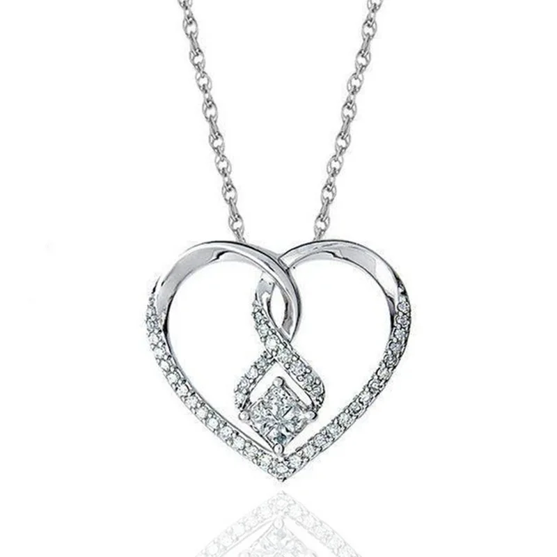 New Fashion Lady Necklace Simple Shining Heart Shaped Zircon Pendant Clavicle Chain Valentine's Day Gift 
New Fashion Lady Necklace Simple Shining Heart Shaped Zircon Pendant Clavicle Chain Valentine's Day Gift