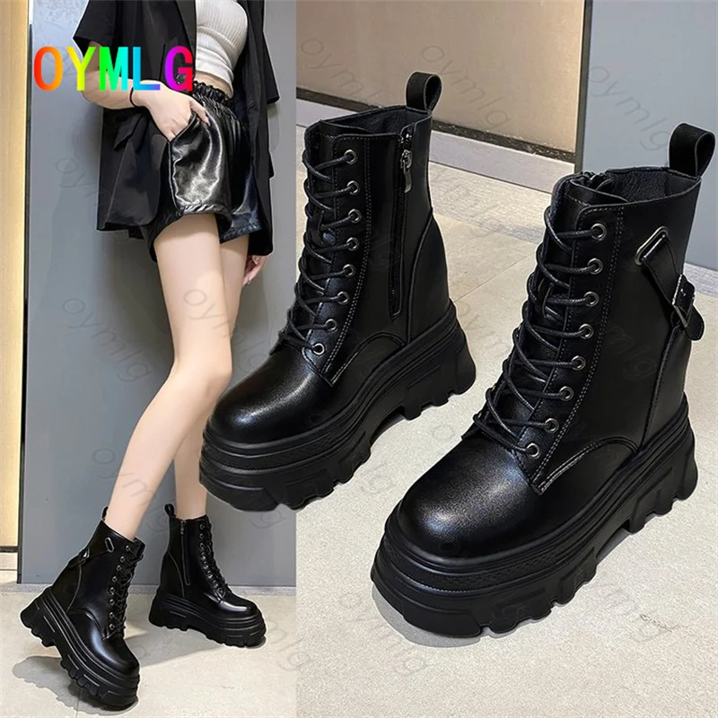 Thick-soled Martin boots women's super high heel fall/winter 2021new inner height round head side zipper short boots women shoes
Thick-soled Martin boots women's super high heel fall/winter 2021new inner height round head side zipper short boots women shoes