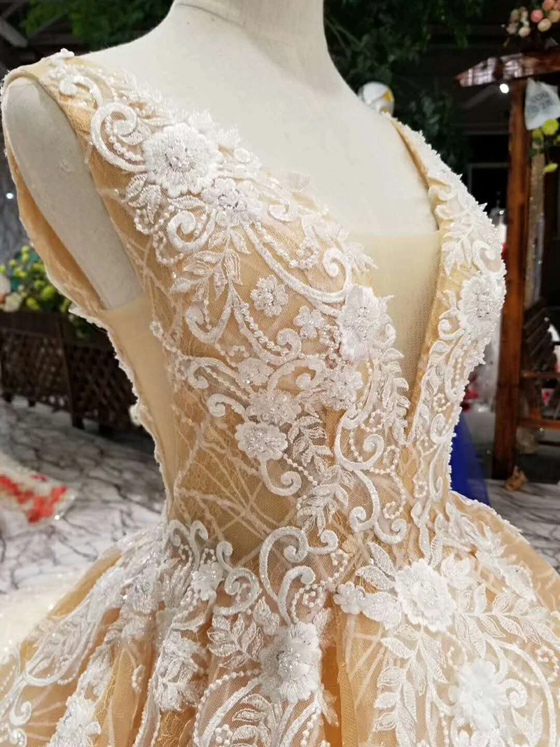 BGW 31211ht Golden Lace Prom Party Dress Elegant Ball Gown Square Neck Sleeveless V-back Shiny Long Evening Gowns Women Occasion
BGW 31211ht Golden Lace Prom Party Dress Elegant Ball Gown Square Neck Sleeveless V-back Shiny Long Evening Gowns Women Occasion