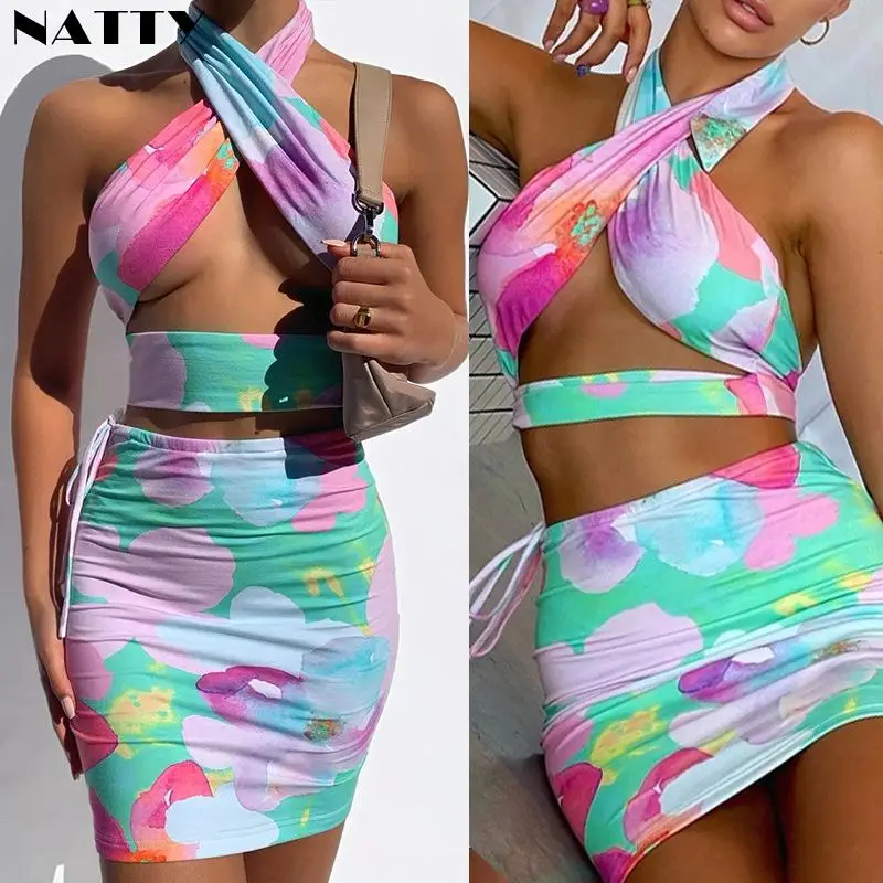 Fashion Women Tie Dye Skirts Set Sexy Sleeveless Cross Bandage O-neck Crop Top Mini Skirt Ladies Stylish Bodycon Set Clothes Set
Fashion Women Tie Dye Skirts Set Sexy Sleeveless Cross Bandage O-neck Crop Top Mini Skirt Ladies Stylish Bodycon Set Clothes Set