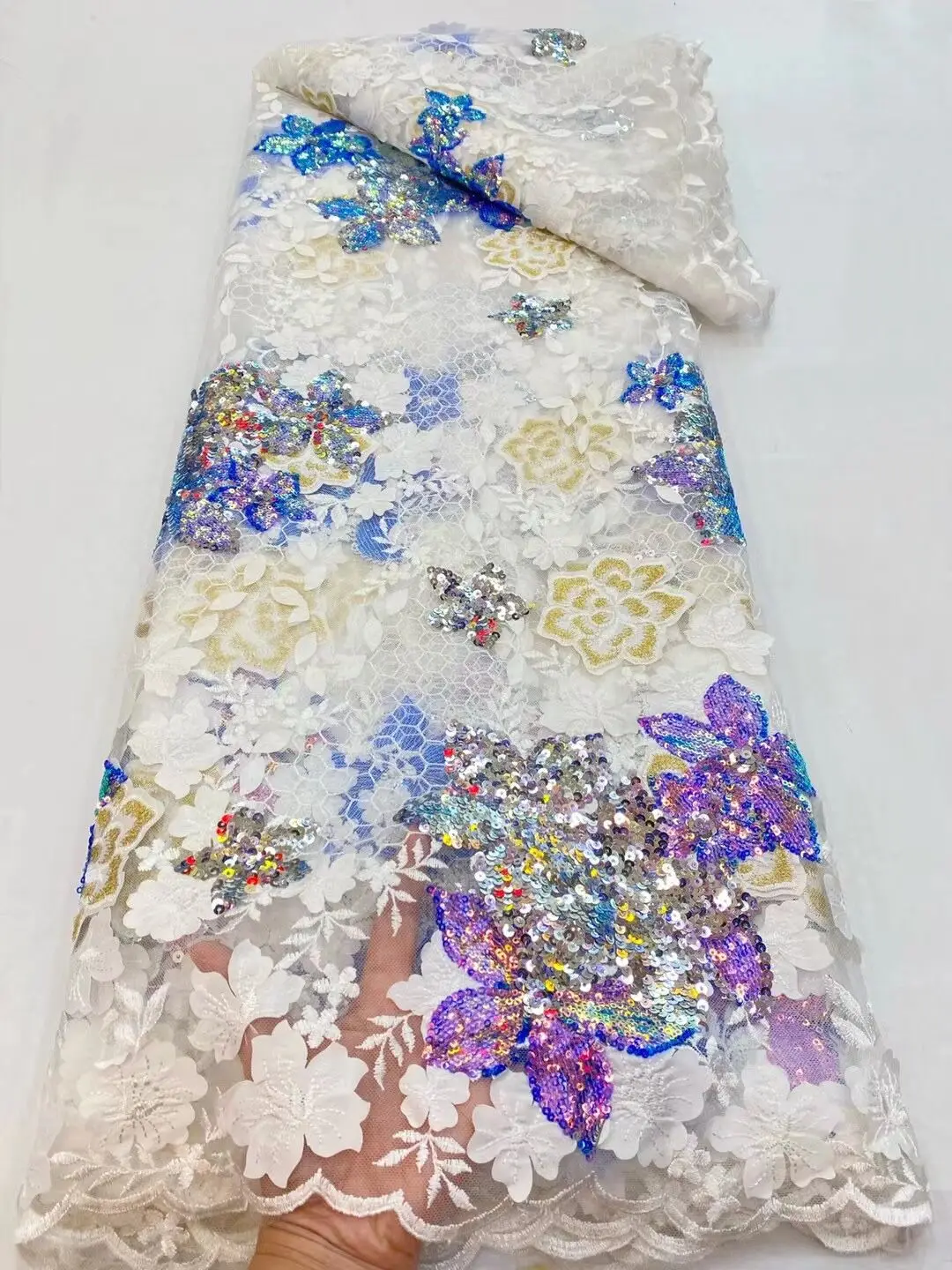 Latest African Sequins Lace Fabric 2021 High Quality Lace Material French Nigerian Lace Fabrics for Women Party Sewing
Latest African Sequins Lace Fabric 2021 High Quality Lace Material French Nigerian Lace Fabrics for Women Party Sewing