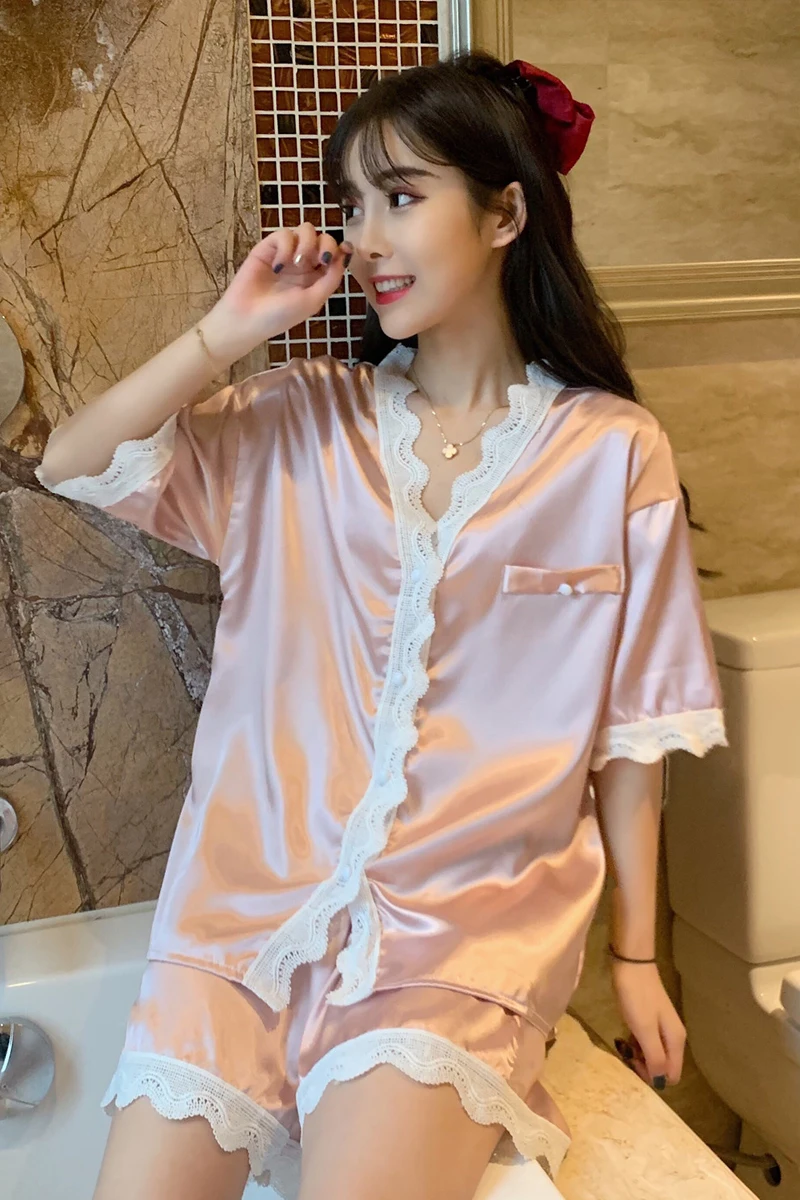 Women's Summer Lace Ice Silk Casual Pajamas Set Two Pieces Sleepwear For Women V Neck Tops +Shots Suits Nightwear Home Clothes
Women's Summer Lace Ice Silk Casual Pajamas Set Two Pieces Sleepwear For Women V Neck Tops +Shots Suits Nightwear Home Clothes
