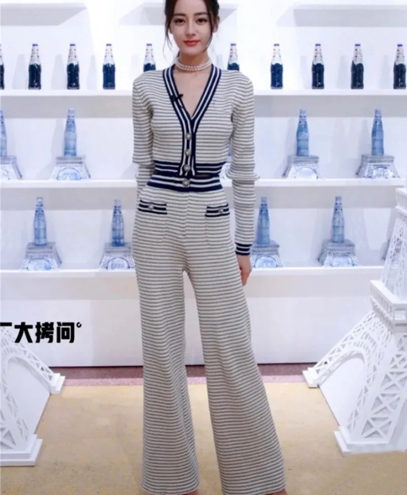 2021 Autumn Fashion Casual Tracksuit Women Two Piece Set Knit Cardigan Sweater Tops + Wide Leg Pant Suits Striped 2 Piece Sets
2021 Autumn Fashion Casual Tracksuit Women Two Piece Set Knit Cardigan Sweater Tops + Wide Leg Pant Suits Striped 2 Piece Sets