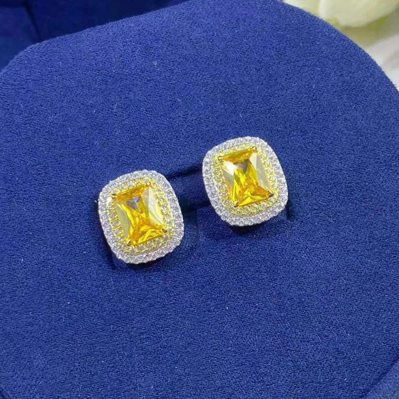 Designer Fashion 925 Sterling Silver Jewelry 3A Cubic Zirconia Party Earring
Designer Fashion 925 Sterling Silver Jewelry 3A Cubic Zirconia Party Earring