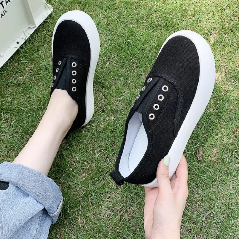 Canvas Casual Shoes Woman Flats 2021 Solid Comfortable Sneakers Women Slip-on Loafers Ladies Moccasin Girl Shoe Big Size 40
Canvas Casual Shoes Woman Flats 2021 Solid Comfortable Sneakers Women Slip-on Loafers Ladies Moccasin Girl Shoe Big Size 40