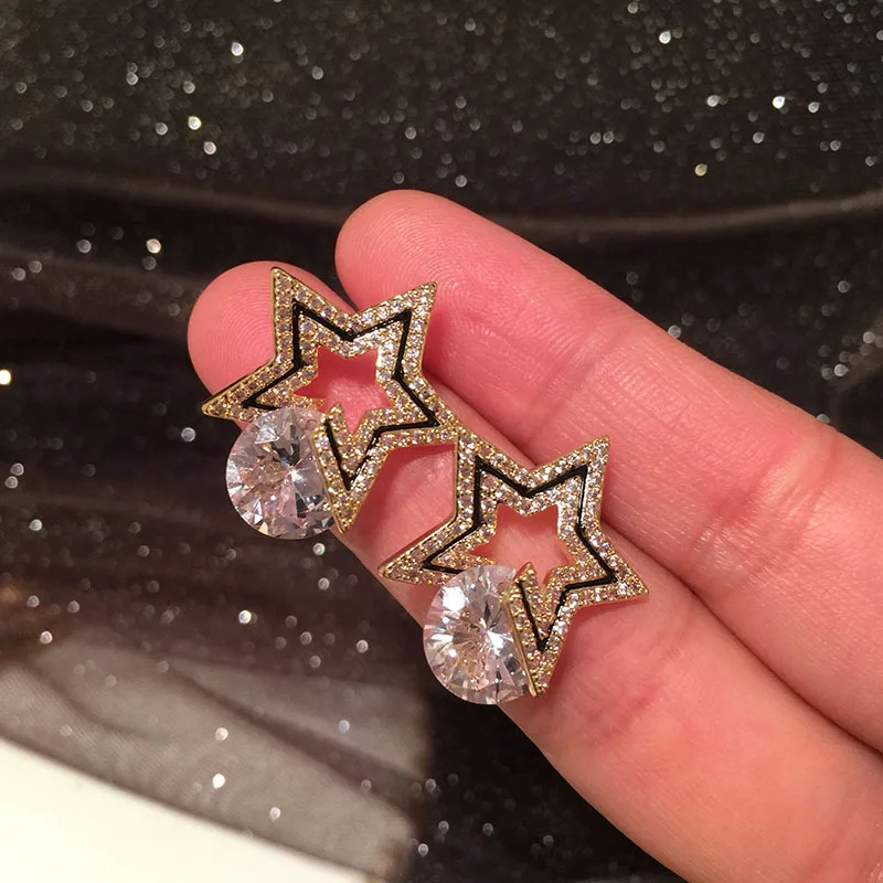 Elegant Simple Star Crystal Stud Earrings Korean Style Vintage Cubic Zircon Earrings For Women Party Wedding Jewelry 2021
Elegant Simple Star Crystal Stud Earrings Korean Style Vintage Cubic Zircon Earrings For Women Party Wedding Jewelry 2021