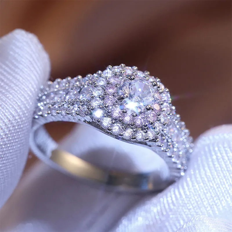 Micro Inlaid Full Diamond Shiny Princess Ring Couple Wedding Jewelry Rings for Women Bling Luxury Jewelry Gift
Micro Inlaid Full Diamond Shiny Princess Ring Couple Wedding Jewelry Rings for Women Bling Luxury Jewelry Gift