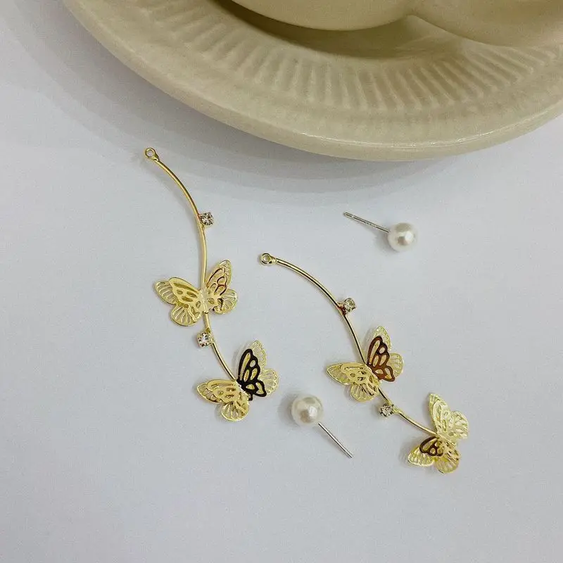 Japanese Korean Sweet Gold Color Metal Butterfly Earrings 2020 New Personality Long Drop Earrings for Women Party Jewelry Gift
Japanese Korean Sweet Gold Color Metal Butterfly Earrings 2020 New Personality Long Drop Earrings for Women Party Jewelry Gift