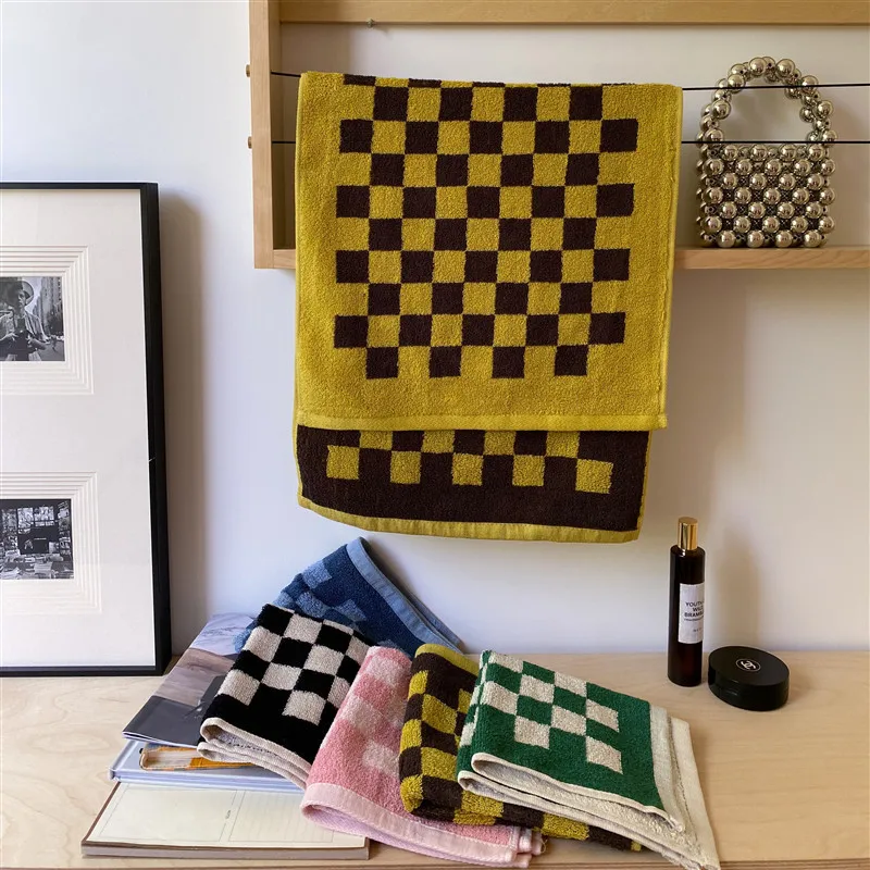 Retro Chessboard Plaid Towel Color Matching Pure Cotton Beach Bath Towel Absorbent Face Bathroom Towel Sets Home Travel Towel
Retro Chessboard Plaid Towel Color Matching Pure Cotton Beach Bath Towel Absorbent Face Bathroom Towel Sets Home Travel Towel